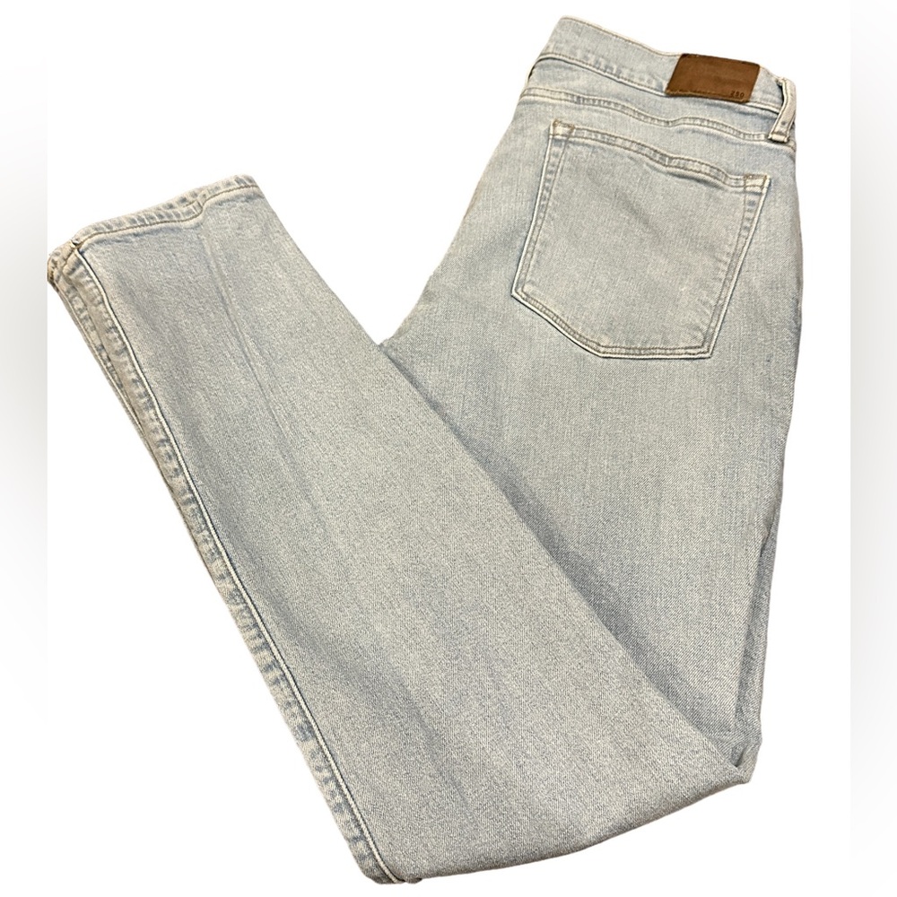 J Crew 250 stretch light wash jeans size 32x32!